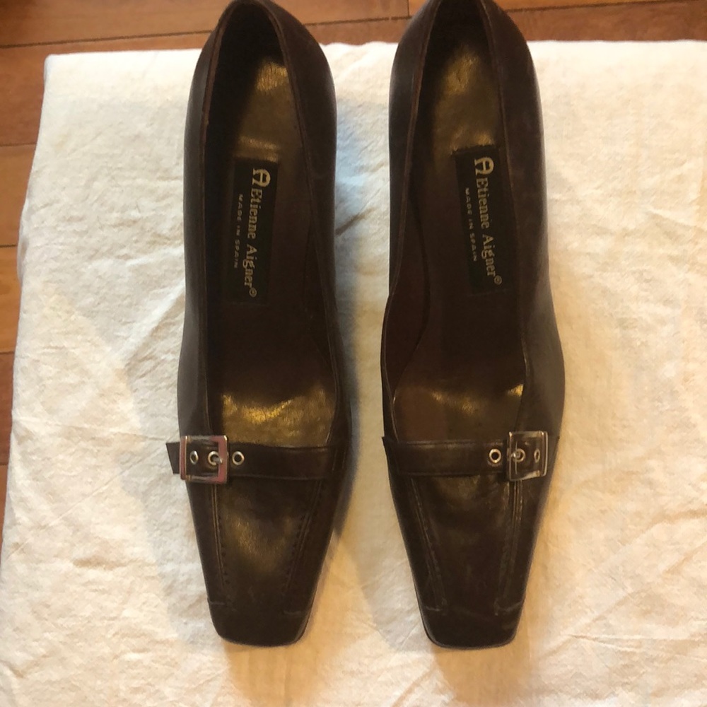 Leather shoes